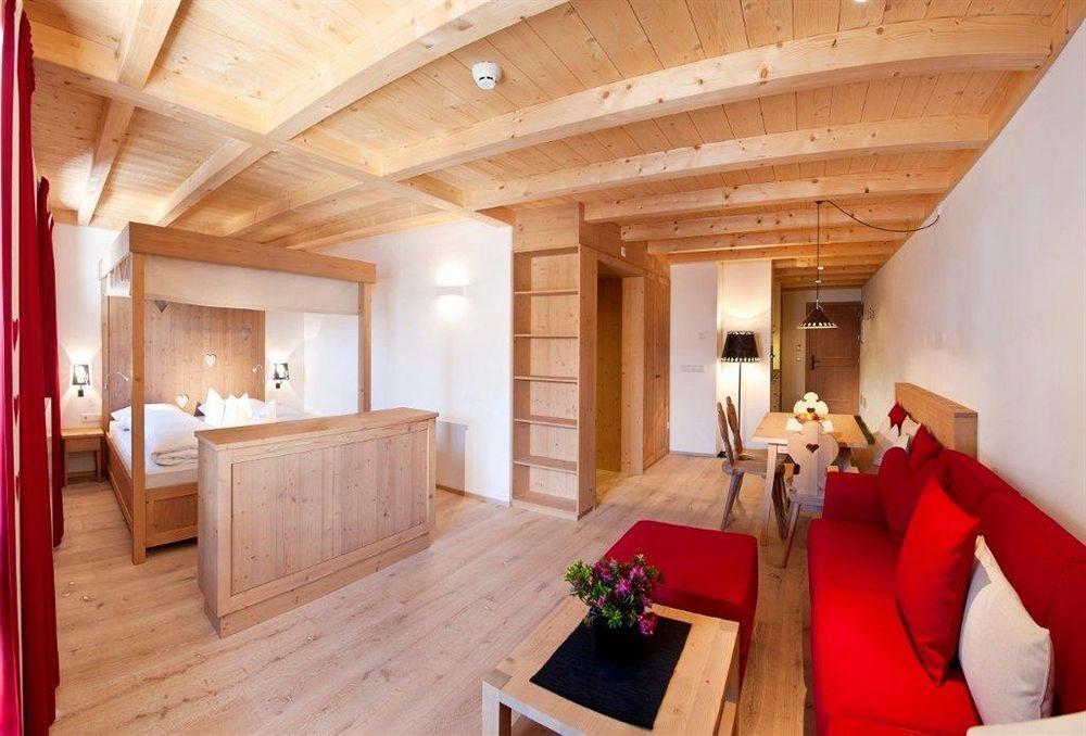 Zin Senfter Residence Innichen Exteriör bild